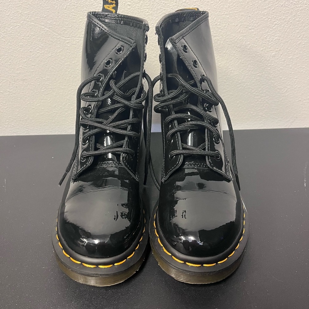 Dr. Martens Doc 1460 W Boots Black Patent Leather Size 6 - Picture 5 of 13